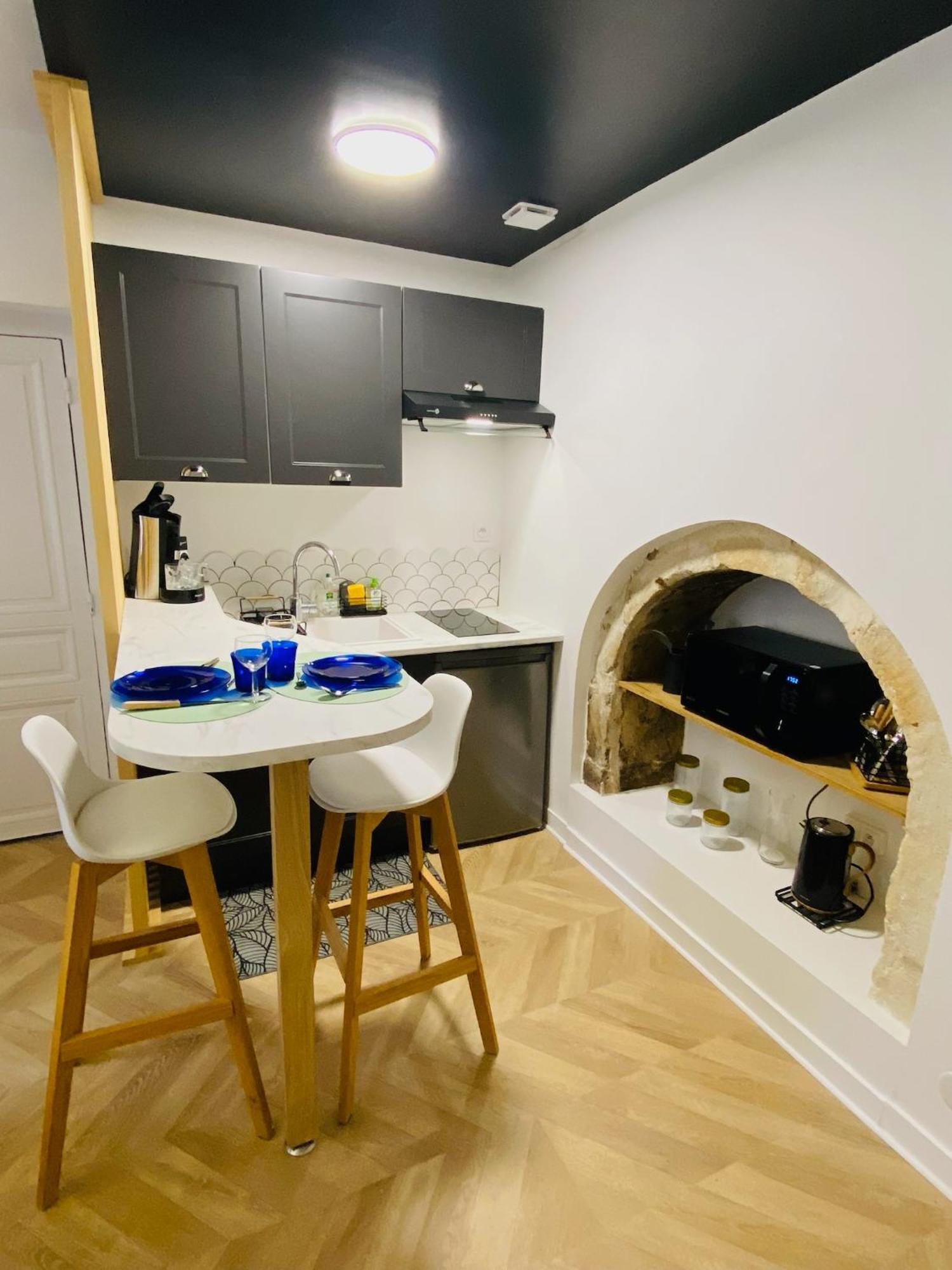 Le Studio Haslay Seraucourt En Plein Coeur De Ville De Bourges - Charme De L Ancien Et Confort Contemporain Eksteriør billede