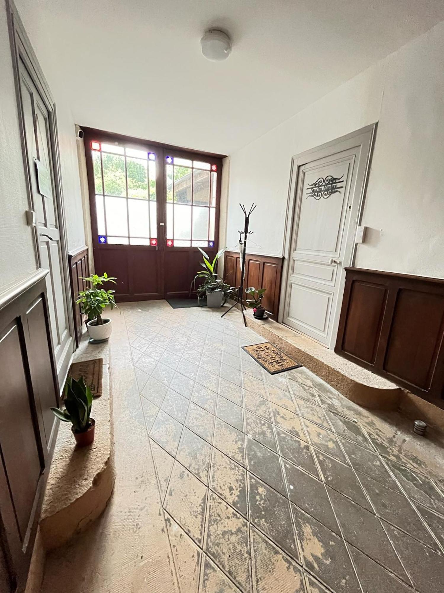 Le Studio Haslay Seraucourt En Plein Coeur De Ville De Bourges - Charme De L Ancien Et Confort Contemporain Eksteriør billede